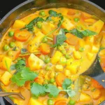 Easy Vegetable Curry (One-pot, 30 minutes)