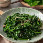 Korean Spinach Side Dish (Sigeumchi Namul)